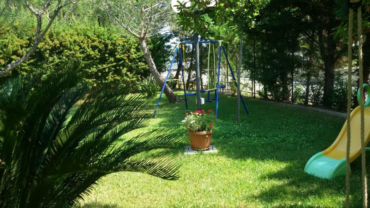 Casa Vacanze Oasi Felicita ノーヴァ・シーリ・マリーナ エクステリア 写真